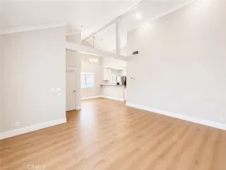 Photo #1: OC26088802 Listing 