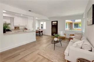 Photo #6: OC26088899 Listing 