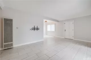 Photo #3: OC26089507 Listing