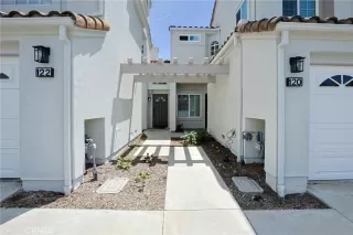 Photo #1: OC26089520 Listing 