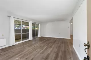 Photo #4: OC26089767 Listing 