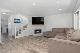 Photo #2: OC26089903 Listing 