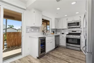 Photo #4: OC26089903 Listing 