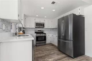 Photo #5: OC26089903 Listing 