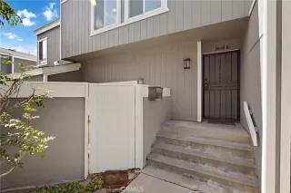 Photo #2: OC26089994 Listing
