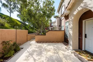Photo #3: OC26090118 Listing