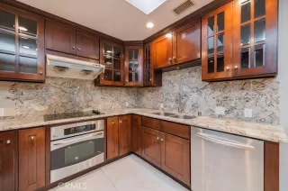 Photo #6: OC26090321 Listing 