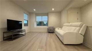 Photo #3: OC26090358 Listing 