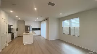 Photo #5: OC26090358 Listing 