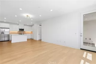 Photo #4: OC26090510 Listing 