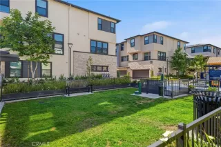 Photo #2: OC26090568 Listing 