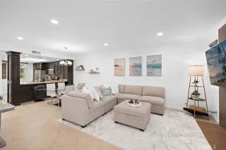 Photo #4: OC26090638 Listing 