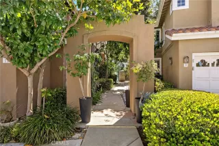 Photo #4: OC26090685 Listing 