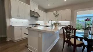 Photo #6: OC26091118 Listing 