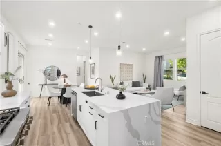 Photo #6: OC26091272 Listing 