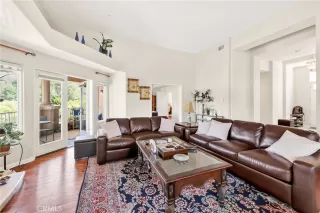 Photo #4: OC26091284 Listing