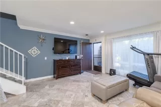 Photo #5: OC26091679 Listing 