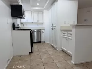 Photo #2: OC26091836 Listing 