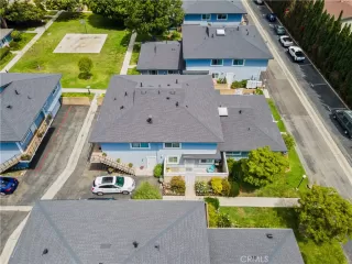 Photo #4: OC26092028 Listing 