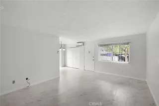 Photo #4: OC26092039 Listing 