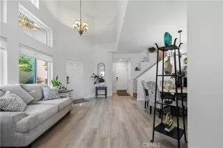 Photo #4: OC26092178 Listing 