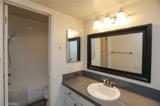 Photo #4: OC26092272 Listing 