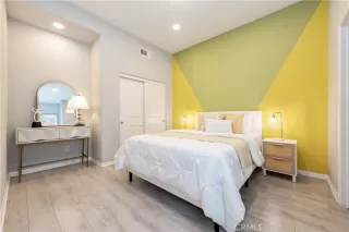 Photo #4: OC26092324 Listing 