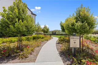 Photo #5: OC26092442 Listing 
