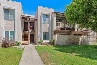 More Details about MLS # OC26092591 : 700 W LA VETA M3