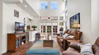 More Details about MLS # OC26092916 : 213 VIA PRESA