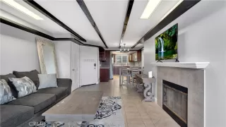 Photo #5: OC26092975 Listing 