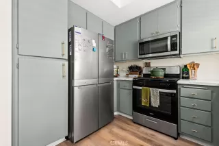 Photo #4: OC26093062 Listing 