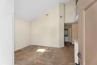 Photo #4: OC26093167 Listing 