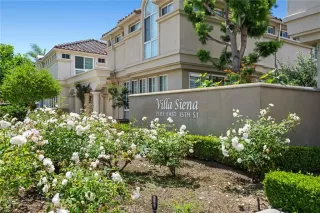 Browse active condo listings in VILLA SIENA