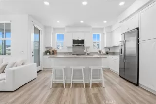 Photo #5: OC26093815 Listing 