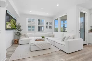Photo #6: OC26093815 Listing 