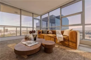 Photo #2: OC26094236 Listing 
