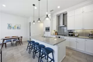Photo #6: OC26094723 Listing