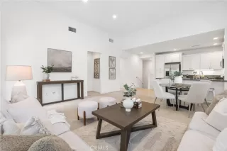 Photo #5: OC26094799 Listing 