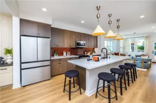 Photo #4: OC26094973 Listing 