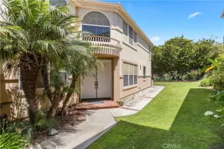 Photo #3: OC26096073 Listing