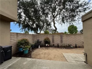 Photo #6: OC26096408 Listing