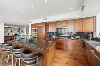 Photo #4: OC26096462 Listing