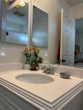 Photo #4: OC26097091 Listing 