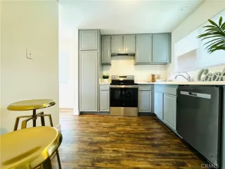 Photo #5: OC26097797 Listing