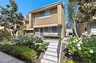 Photo #5: OC26098964 Listing 