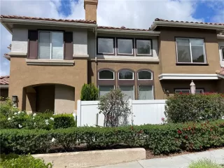 Photo #2: OC26099603 Listing 