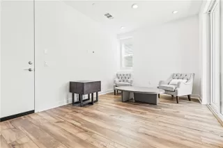Photo #2: OC26099821 Listing 