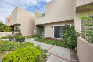 Photo #1: OC26100068 Listing 