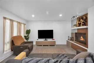 Photo #4: OC26100068 Listing 